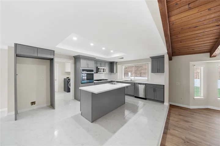 5385 Park, San Bernardino, California 92404