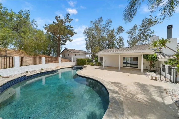 5385 Park, San Bernardino, California 92404