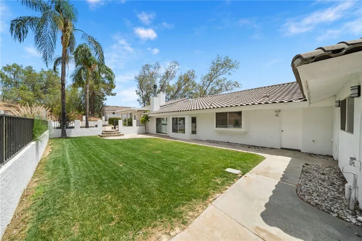 5385 Park, San Bernardino, California 92404