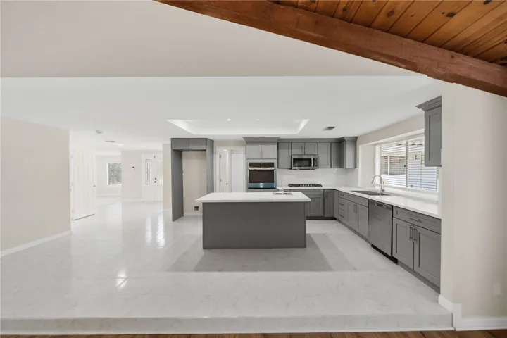 5385 Park, San Bernardino, California 92404