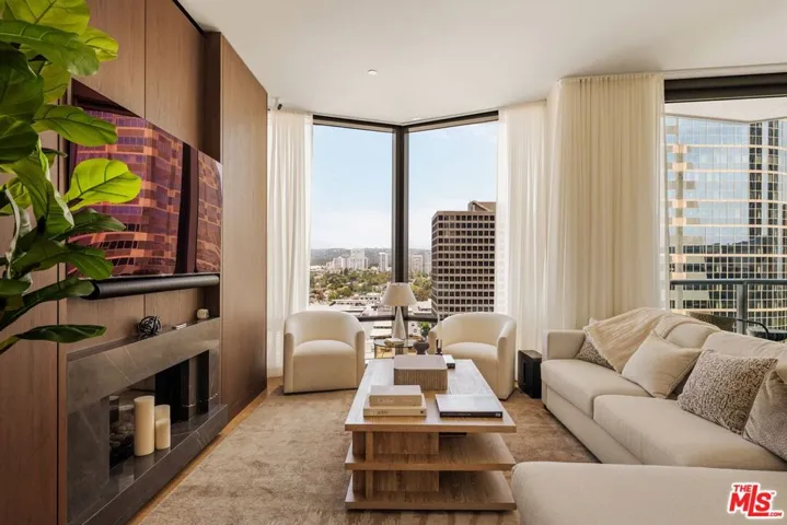 211 W Elm Court 13e, Los Angeles, California 90067