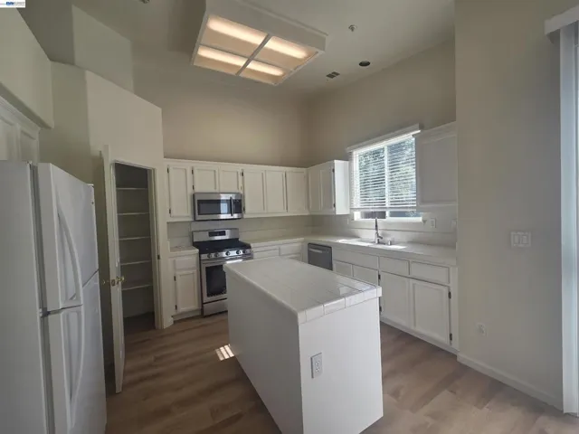 1646 Mallard St, Livermore, California 94551-8716