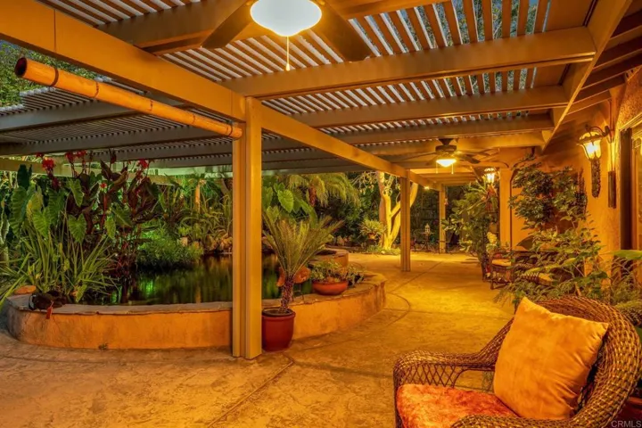9675 Indian Creek Way, Escondido, California 92026