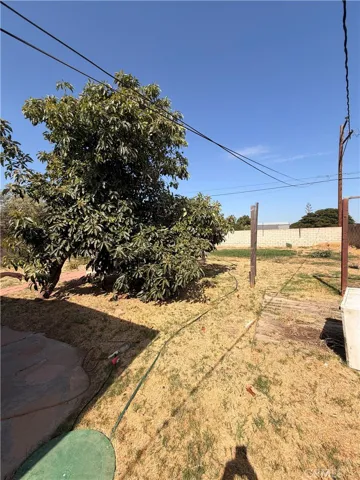 9829 Williams, Bloomington, California 92316