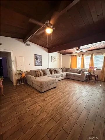 9829 Williams, Bloomington, California 92316