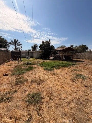 9829 Williams, Bloomington, California 92316