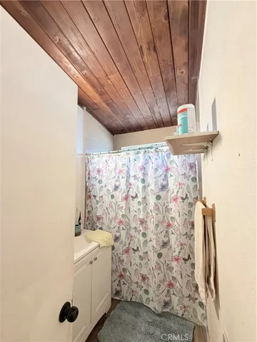 9829 Williams, Bloomington, California 92316