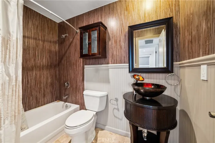 Guest bath