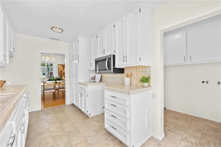 10634 Clancey, Downey, California 90241