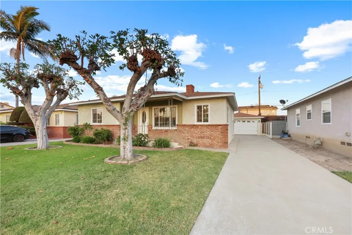 10634 Clancey, Downey, California 90241
