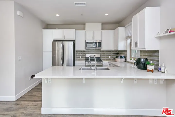 9831 Alburtis Avenue 37, Santa Fe Springs, California 90670