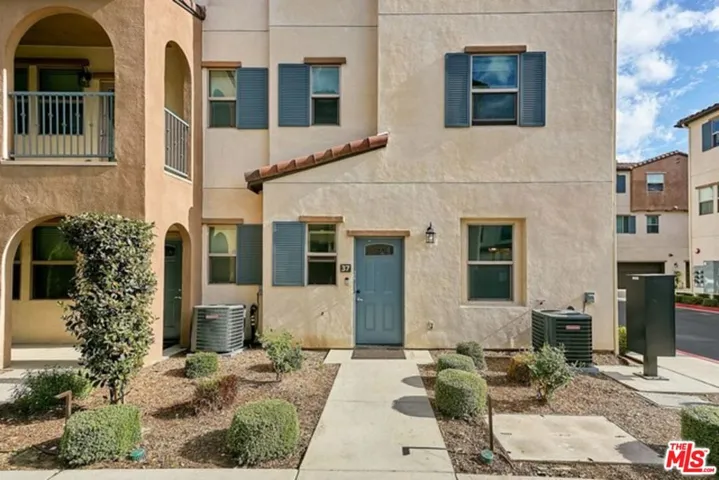 9831 Alburtis Avenue 37, Santa Fe Springs, California 90670