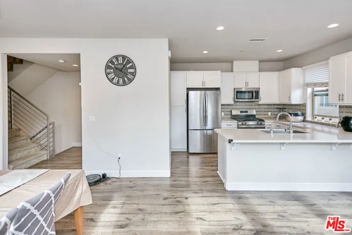 9831 Alburtis Avenue 37, Santa Fe Springs, California 90670