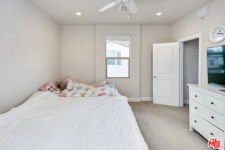 9831 Alburtis Avenue 37, Santa Fe Springs, California 90670