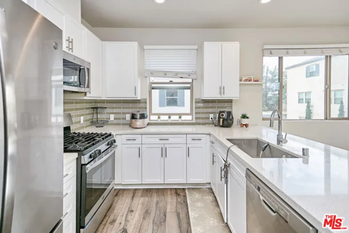 9831 Alburtis Avenue 37, Santa Fe Springs, California 90670