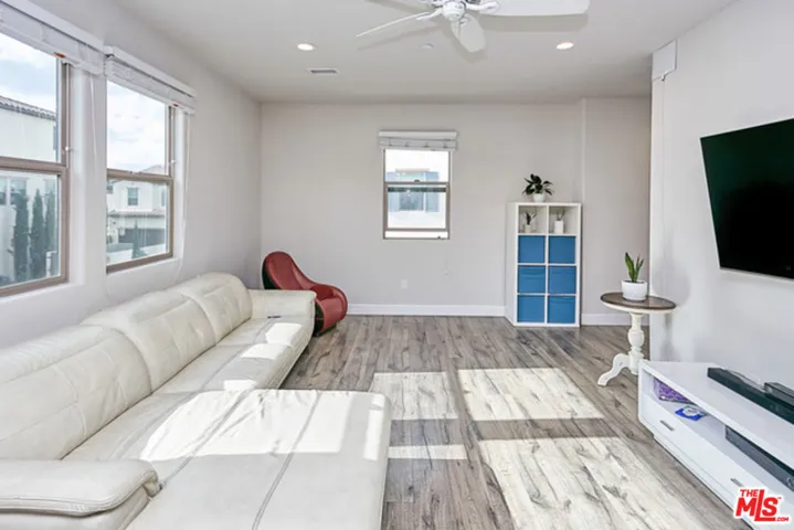 9831 Alburtis Avenue 37, Santa Fe Springs, California 90670