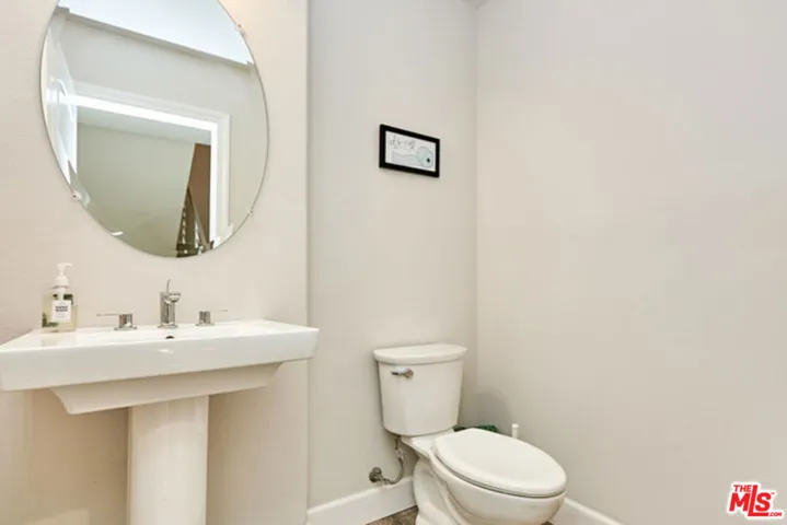 9831 Alburtis Avenue 37, Santa Fe Springs, California 90670
