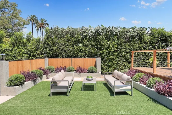 225 Branch, Los Angeles, California 90042