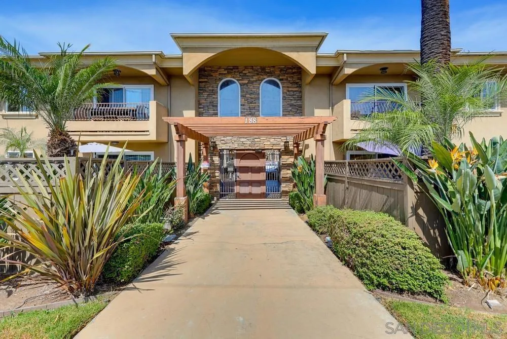 188 S Lincoln Ave. 3