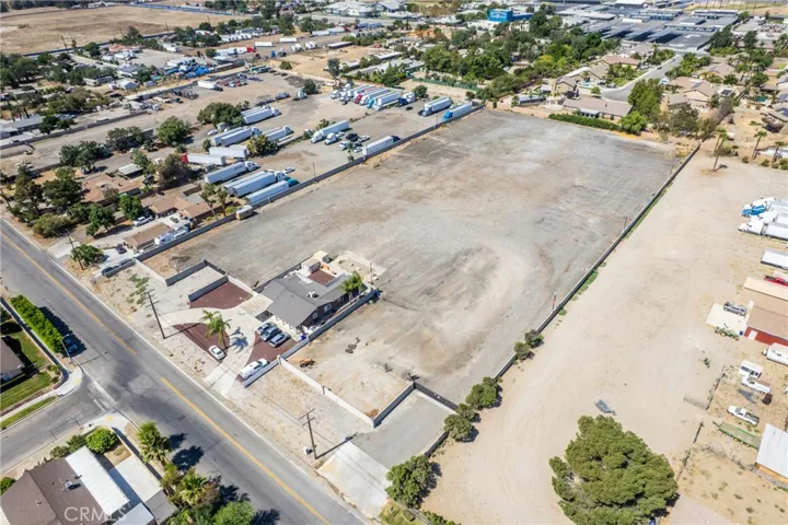 10674 Locust Avenue, Bloomington, California 92316