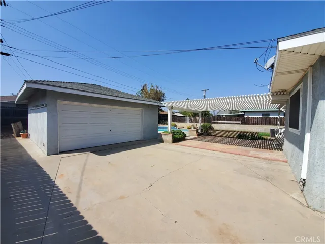 5162 Jurupa, Riverside, California 92504