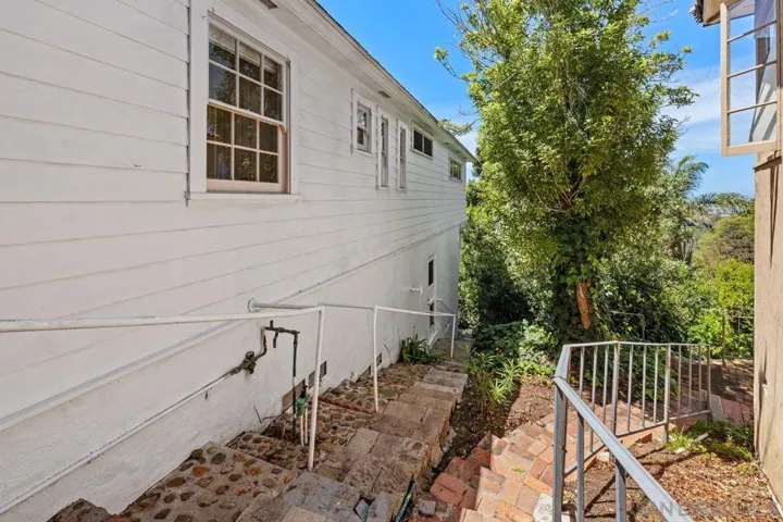 2417 Arista Ct, San Diego, California 92103
