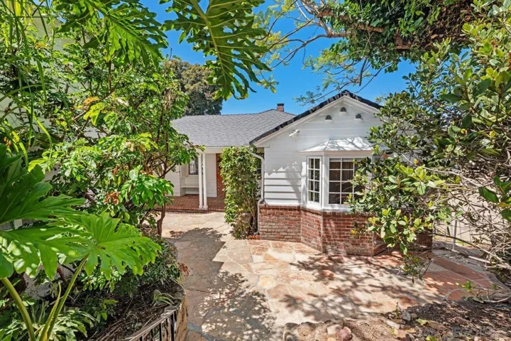 2417 Arista Ct, San Diego, California 92103
