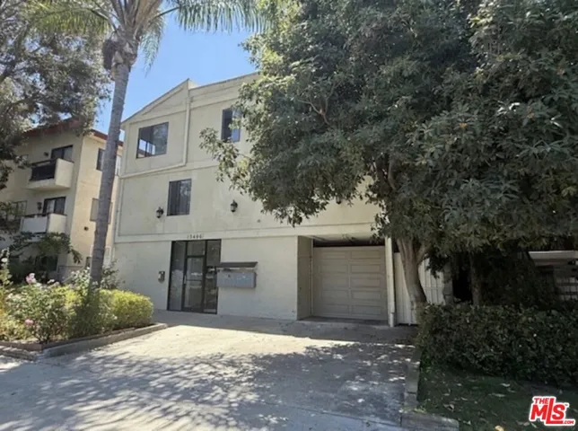 13406 Moorpark Street 102, Los Angeles, California 91423