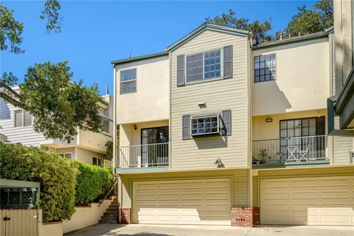 2747 Hermosa Avenue 6, Montrose, California 91020