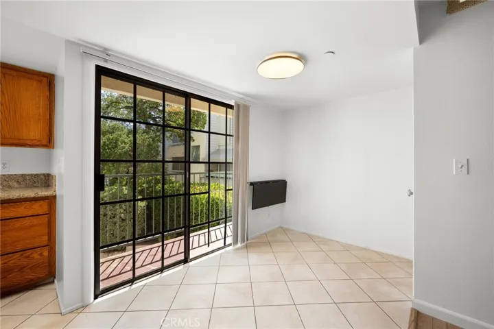2747 Hermosa Avenue 6, Montrose, California 91020