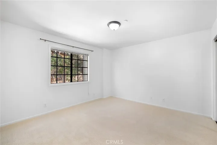 2747 Hermosa Avenue 6, Montrose, California 91020