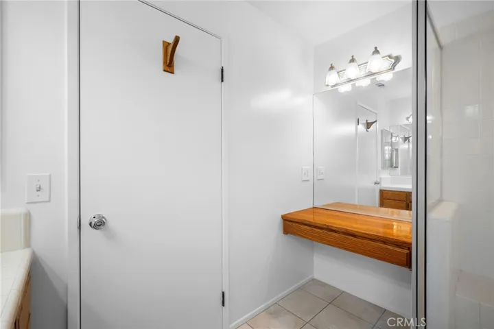2747 Hermosa Avenue 6, Montrose, California 91020