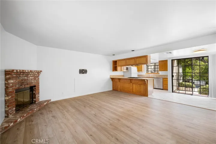 2747 Hermosa Avenue 6, Montrose, California 91020
