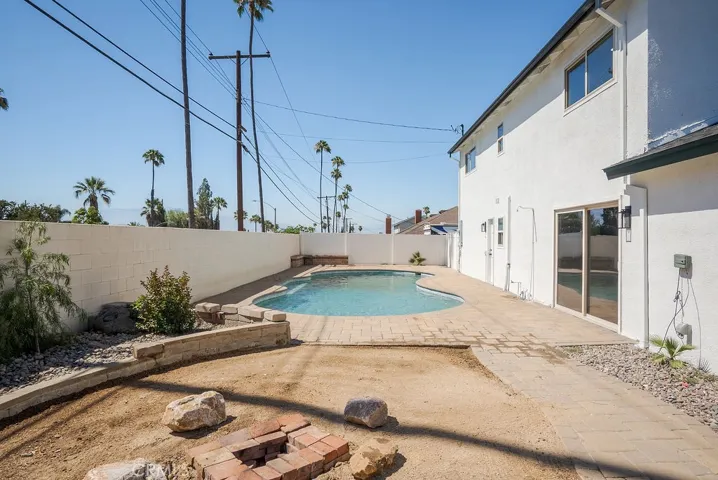 6163 Academy, Riverside, California 92506