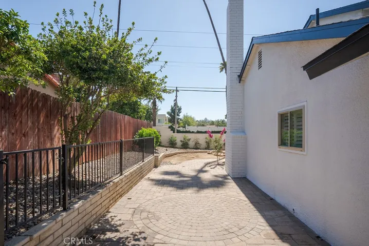 6163 Academy, Riverside, California 92506