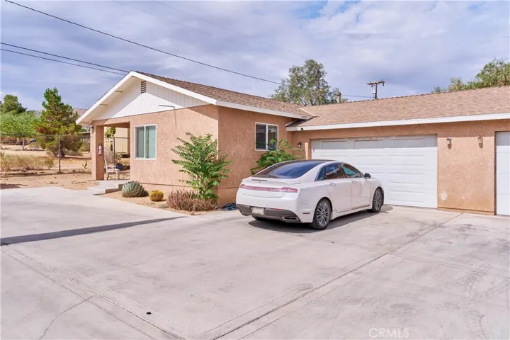 61501 Division, Joshua Tree, California 92252