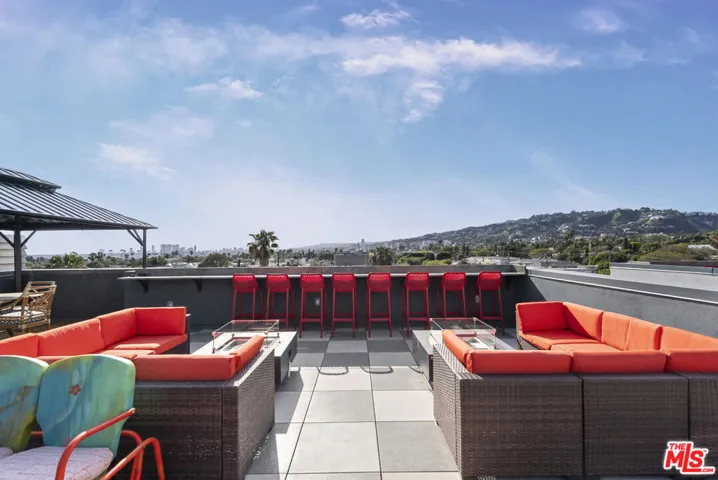 7428 Santa Monica Boulevard 202, West Hollywood, California 90046