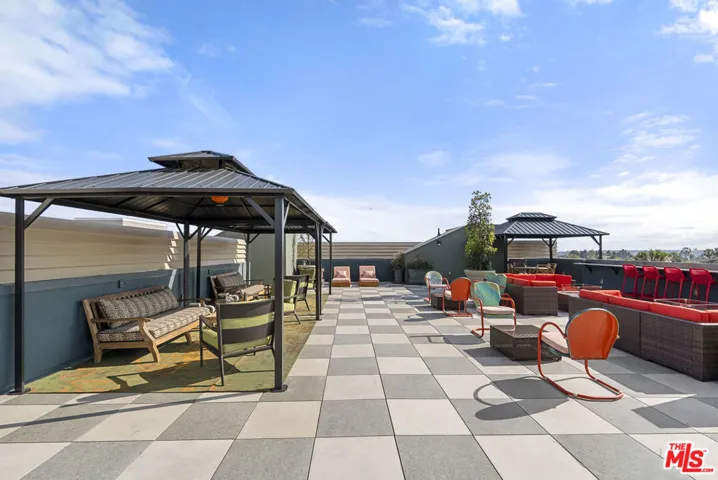 7428 Santa Monica Boulevard 202, West Hollywood, California 90046