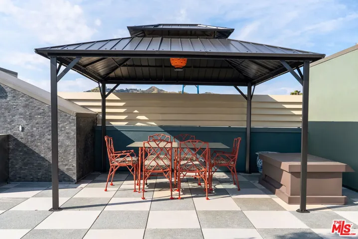 7428 Santa Monica Boulevard 202, West Hollywood, California 90046