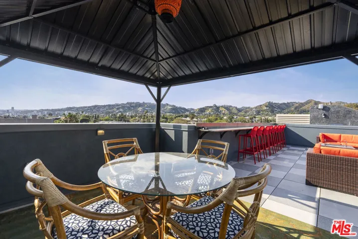 7428 Santa Monica Boulevard 202, West Hollywood, California 90046