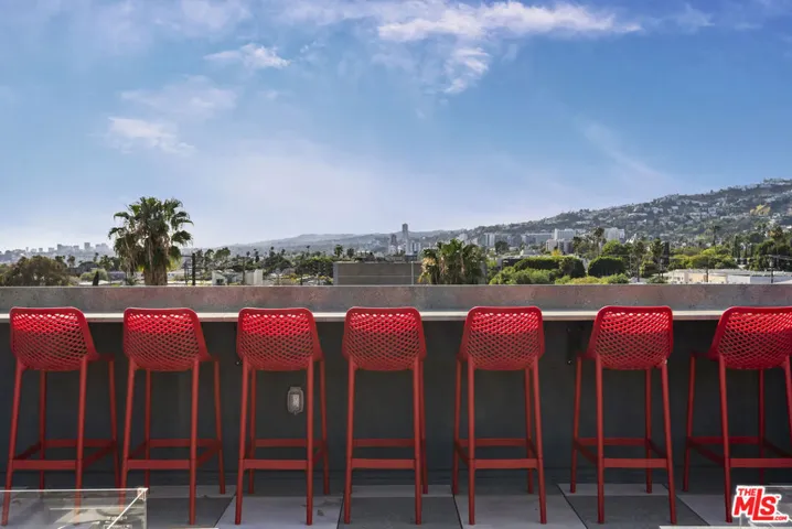 7428 Santa Monica Boulevard 202, West Hollywood, California 90046