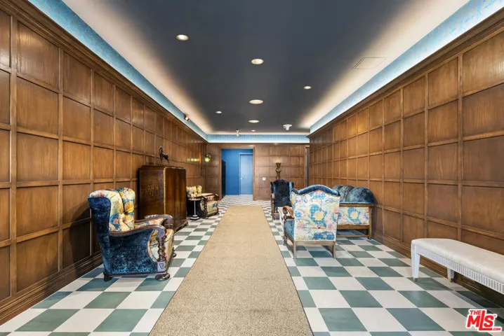 7428 Santa Monica Boulevard 202, West Hollywood, California 90046