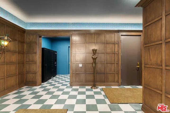 7428 Santa Monica Boulevard 202, West Hollywood, California 90046
