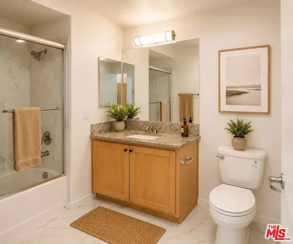 12132 Hart Street 301, North Hollywood, California 91605