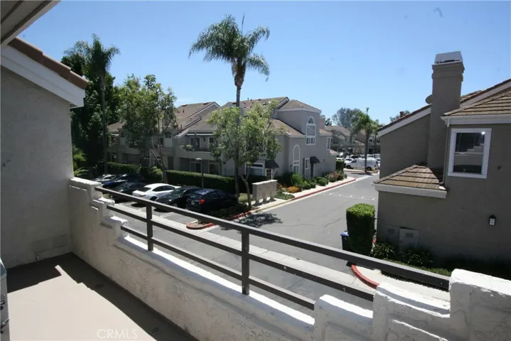 25141 La Jolla F, Laguna Niguel, California 92677