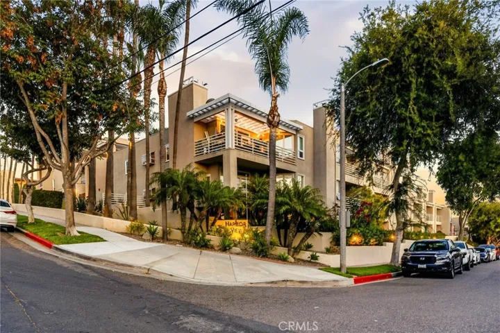 2600 E 20th Street 103a, Signal Hill, California 90755