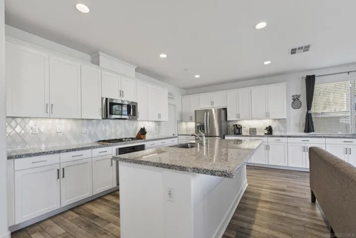 29356 Stageline, Menifee, California 92584