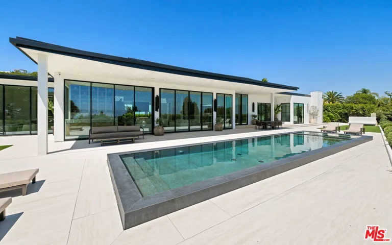 365 Trousdale Place, Beverly Hills, California 90210