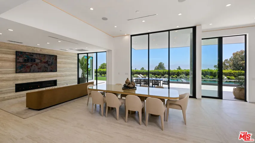 365 Trousdale Place, Beverly Hills, California 90210