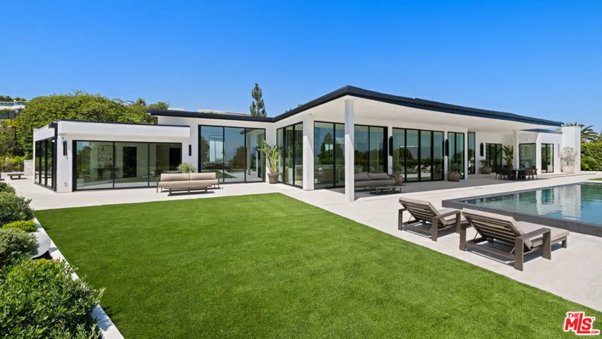 365 Trousdale Place, Beverly Hills, California 90210